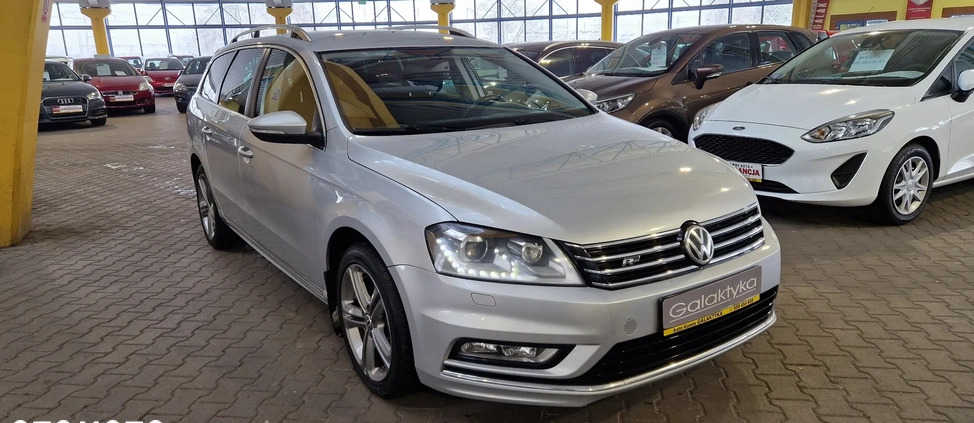 Volkswagen Passat cena 33900 przebieg: 226000, rok produkcji 2012 z Mysłowice małe 466